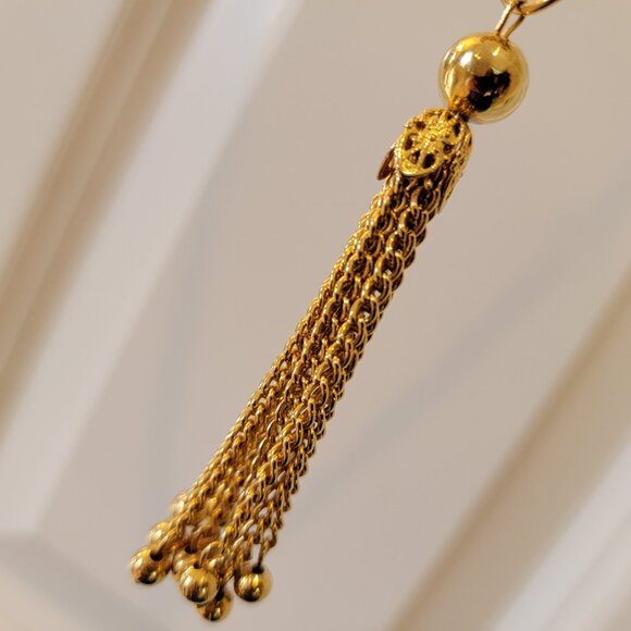 Vintage Gold Tassel Necklace 28 inches Gold Tone - Picture 8 of 8